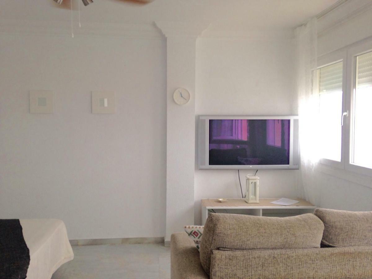 Apartamentos vista a tres continentes La Linea de la Concepcion Bagian luar foto