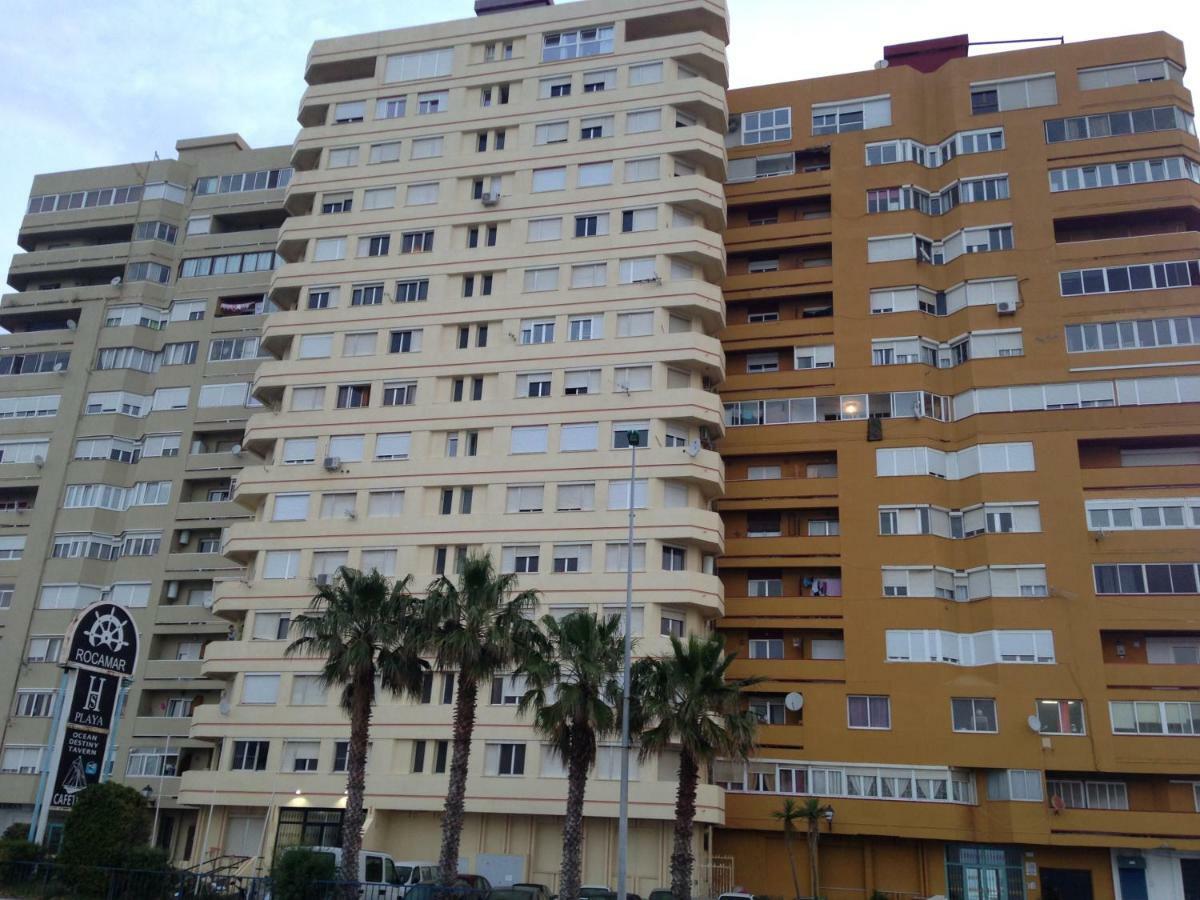 Apartamentos vista a tres continentes La Linea de la Concepcion Bagian luar foto